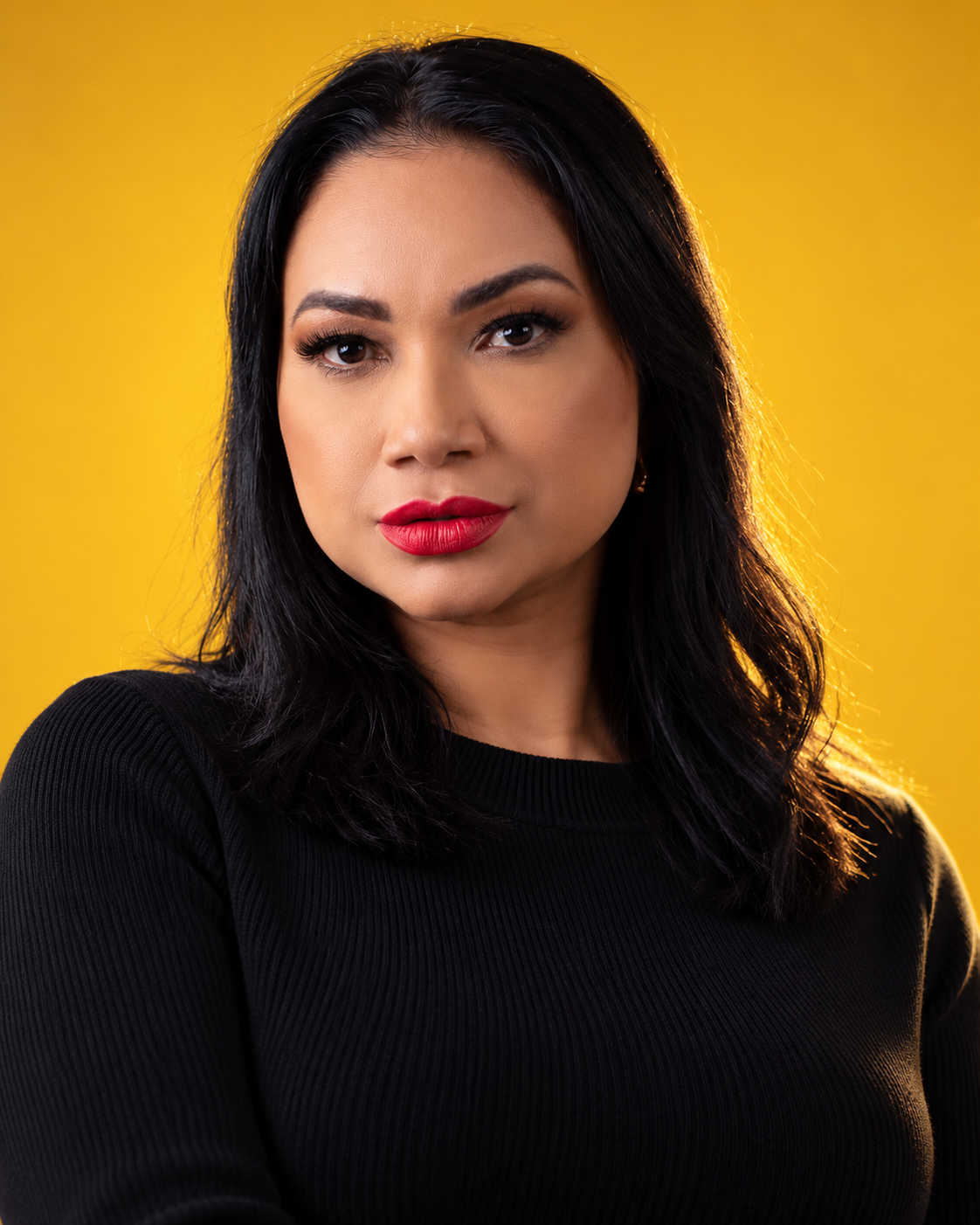 Carla Maria, apresentadora do Isso Podcast